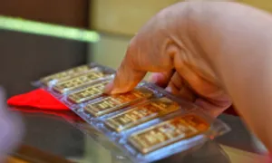 Giá vàng miếng lên cao nhất 4 tháng